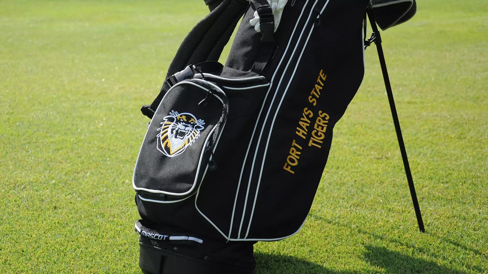 pause golf universitaire Fort Hays State