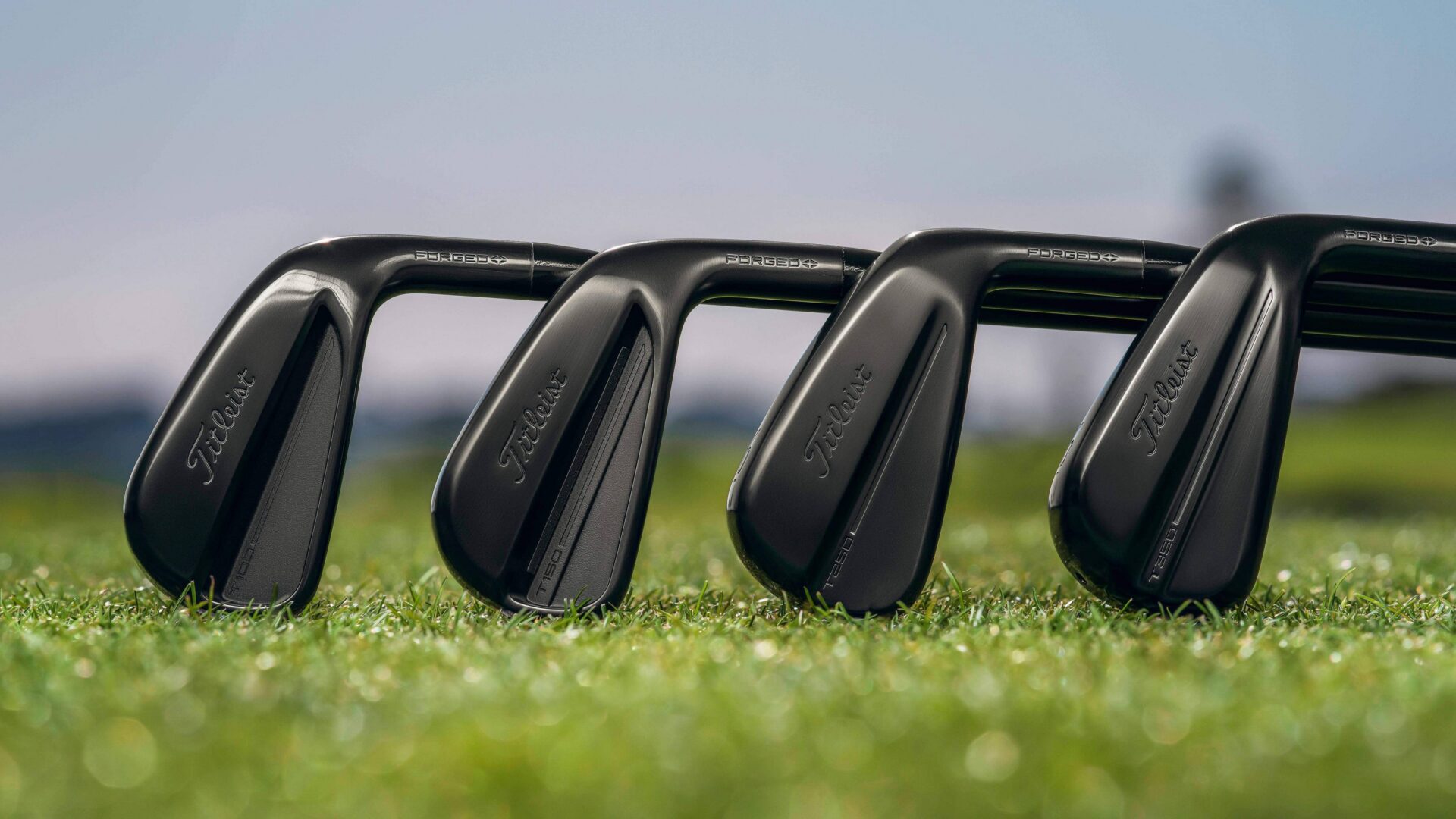 fer Titleist T Series Black Vapor 2026