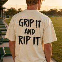 T-shirt ivoire Grip It And Rip It porté en situation