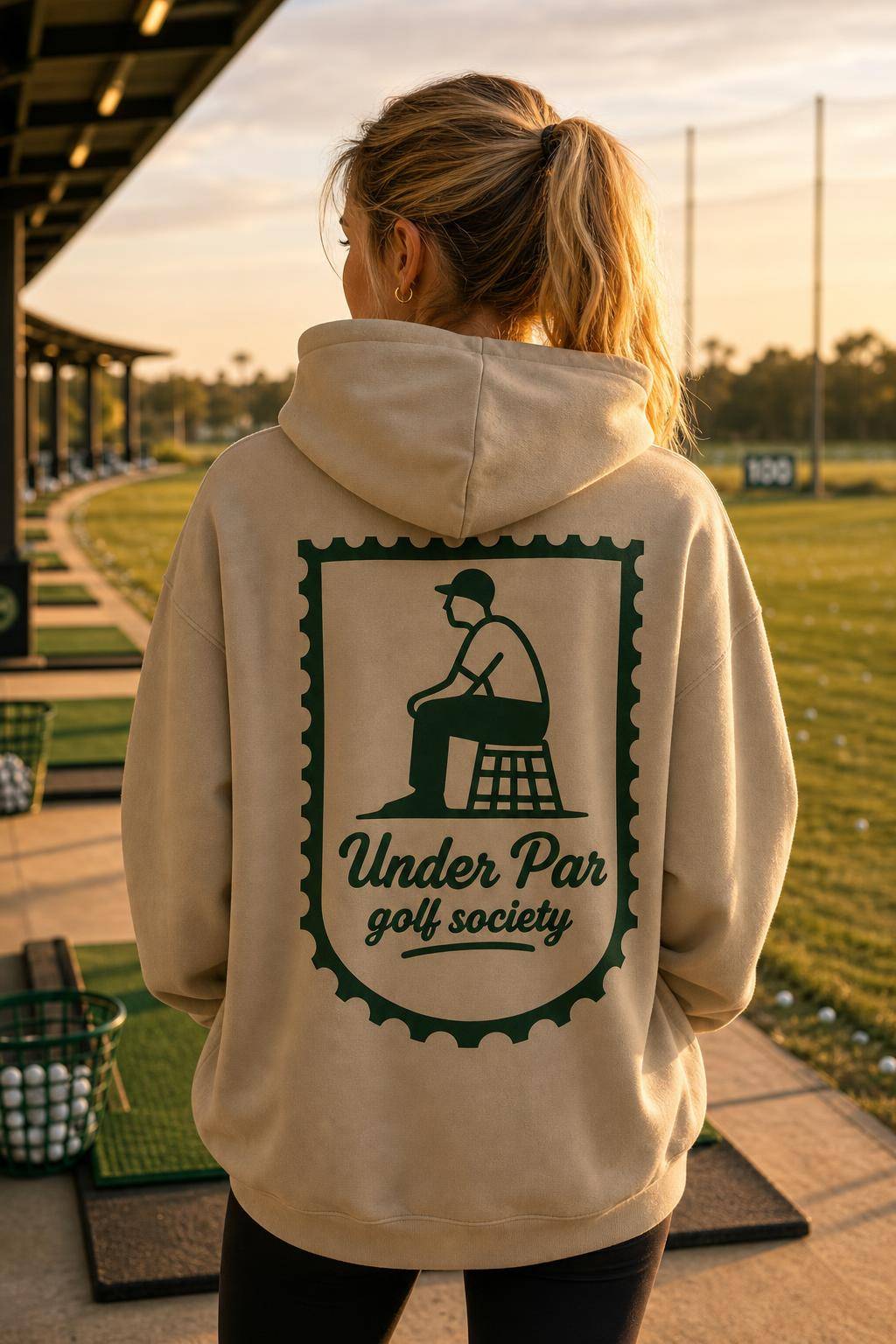 Practice Hours, hoodie. Sable – photo produit UP Golf Society